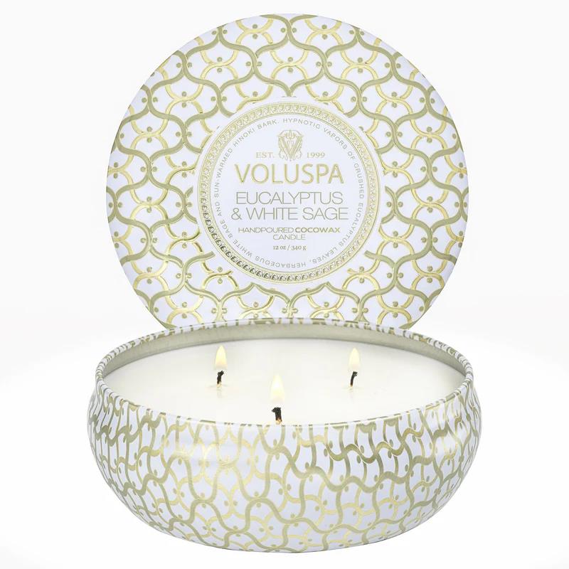 VELA VOLUSPA EUCALYPTUS & WHITE SAGE LATA 3 MECHAS ENCENDIDA